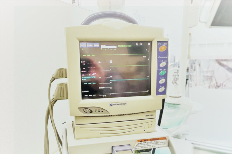 心電図モニター